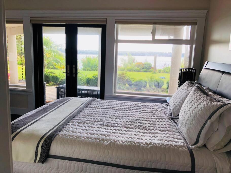 Saanichton Waterfront 2Br Suite With Superb Views Exteriör bild