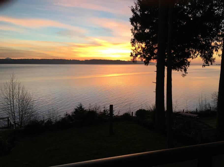 Saanichton Waterfront 2Br Suite With Superb Views Exteriör bild