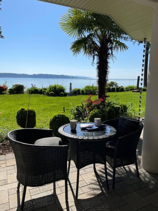 Saanichton Waterfront 2Br Suite With Superb Views Exteriör bild